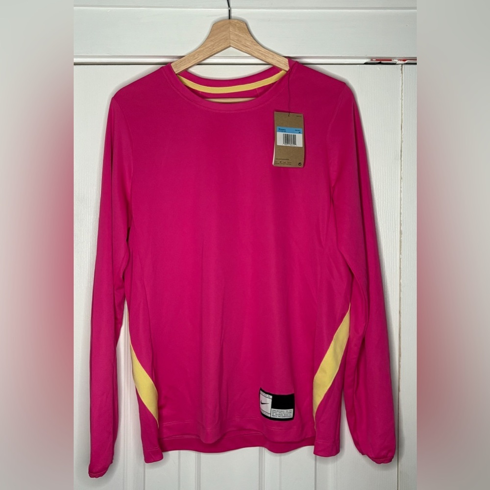 Nike Dri-Fit‎ Long Sleeve Shirt Size Medium NWT